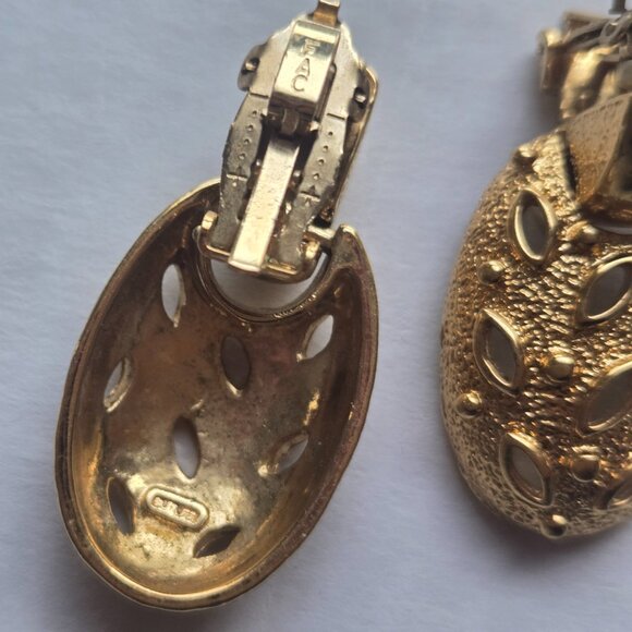 Vintage BUTLER Brutalist style Clip On Earrings - Picture 2 of 4